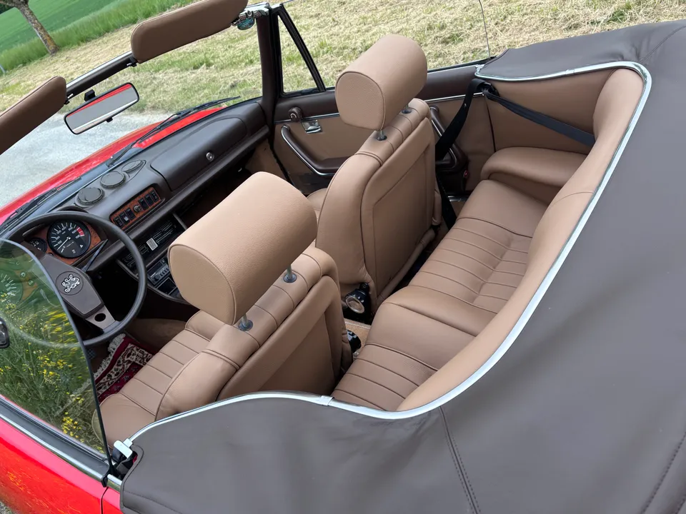 1982 Peugeot 504 Cabriolet, R0022